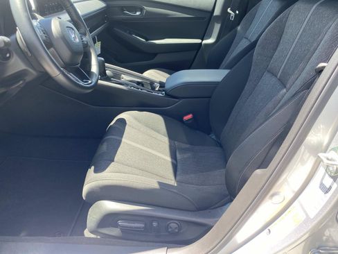 Used 2025 Honda Accord Sport image 17
