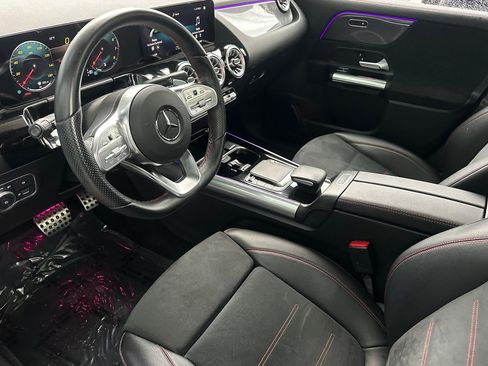 Certified 2022 Mercedes-Benz GLA 250 image 7