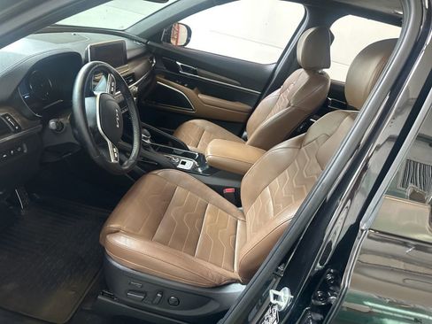 Used 2022 Kia Telluride SX w/ SX Prestige Package AWD/4WD image 9