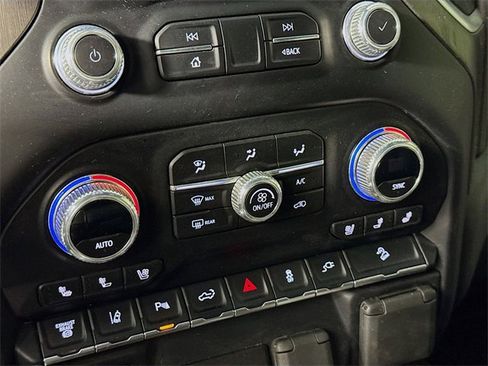 Used 2023 GMC Sierra 3500 AT4 w/ AT4 Premium Plus Package image 17