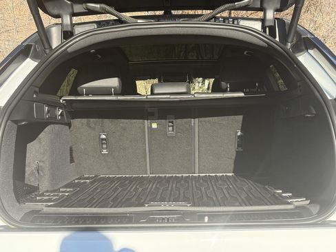 Certified 2026 Land Rover Range Rover Velar S image 31