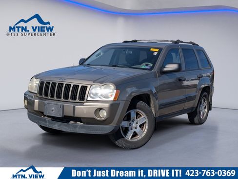 Used 2006 Jeep Grand Cherokee Laredo image 1
