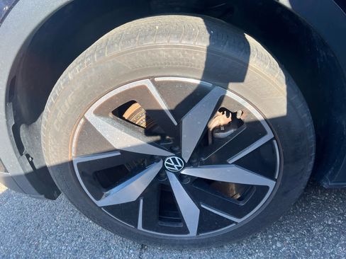 Used 2023 Volkswagen ID.4 Pro S AWD/4WD image 8