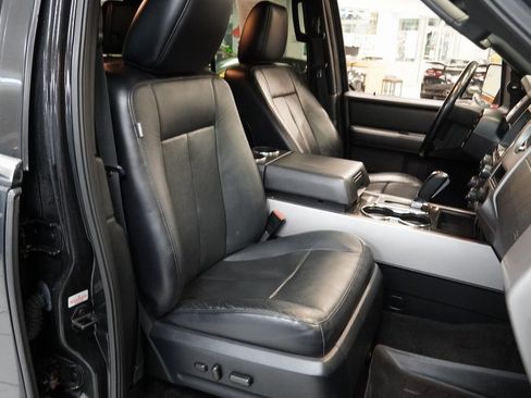 Used 2017 Ford Expedition EL Limited w/ Equipment Group 301A image 26