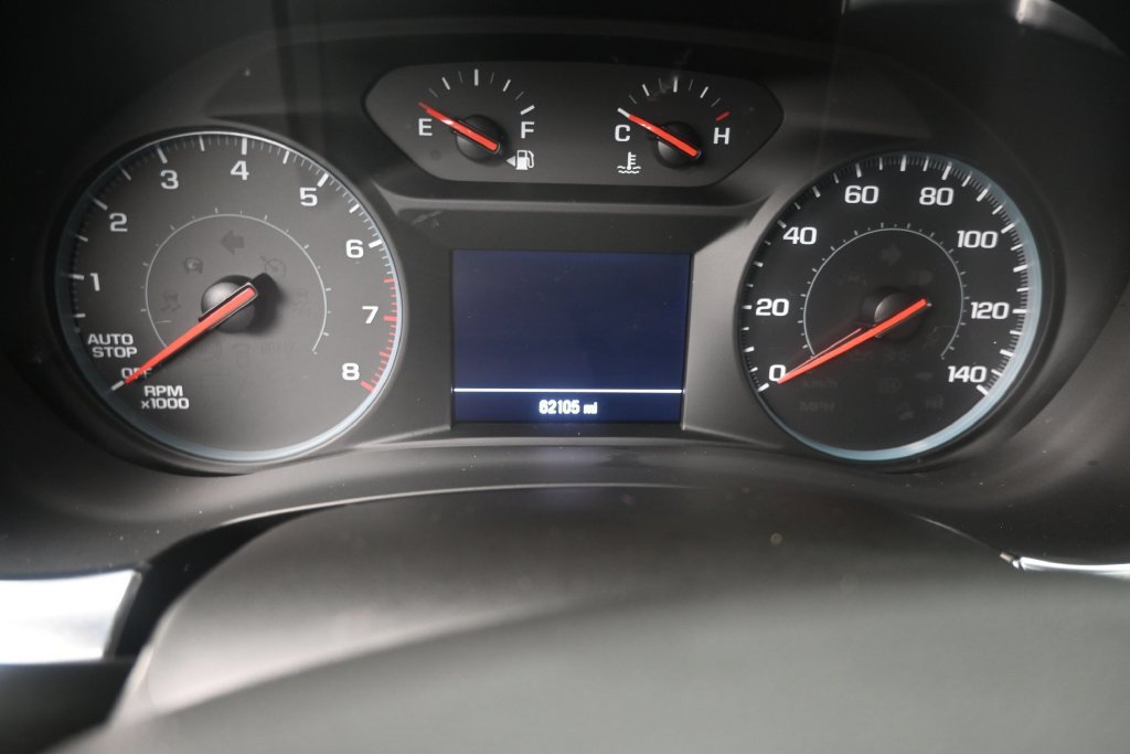 Used 2022 Chevrolet Traverse LT FWD image 10