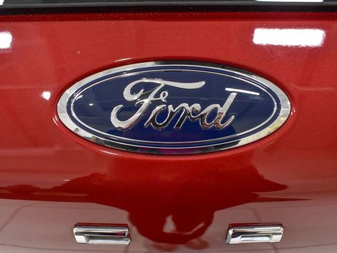 Used 2021 Ford Escape Titanium w/ Titanium Elite Package AWD/4WD image 13