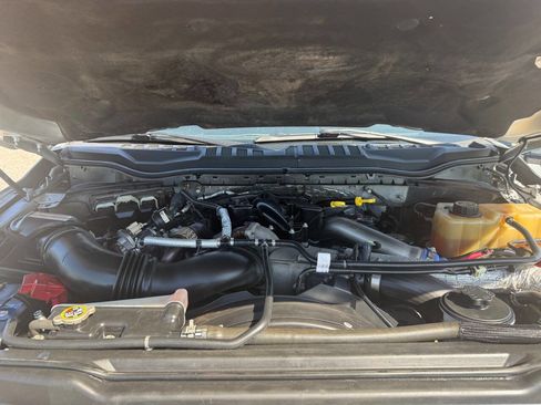 Used 2017 Ford F450 XL w/ Power Equipment Group AWD/4WD image 11