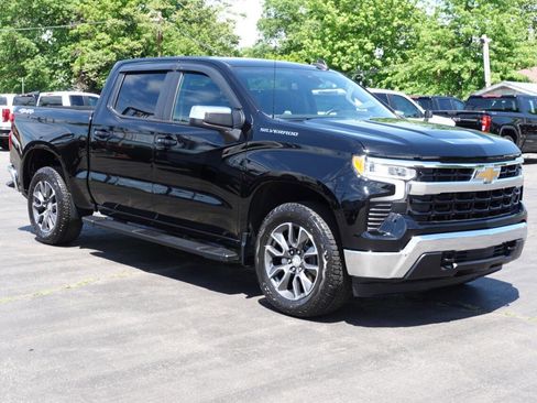Used 2023 Chevrolet Silverado 1500 LT AWD/4WD image 5