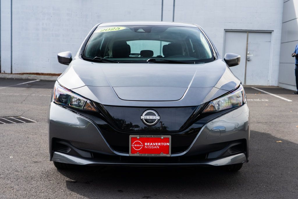 Used 2025 Nissan Leaf S FWD image 2