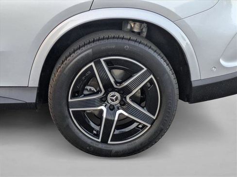 New 2026 Mercedes-Benz GLC 300 4MATIC image 9