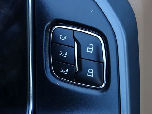 Certified 2023 Ford F150 Lariat AWD/4WD image 18