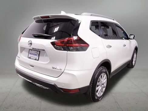 Used 2020 Nissan Rogue SV image 5