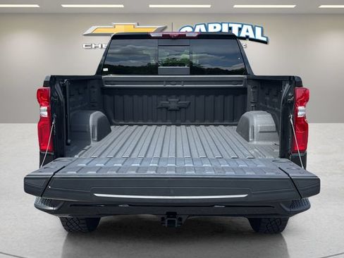 Used 2025 Chevrolet Silverado 1500 ZR2 w/ Technology Package AWD/4WD image 32