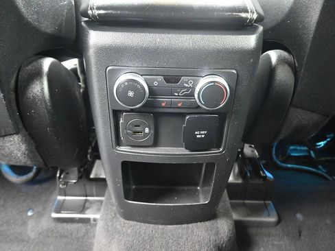 Used 2020 Ford Explorer Limited AWD/4WD image 40