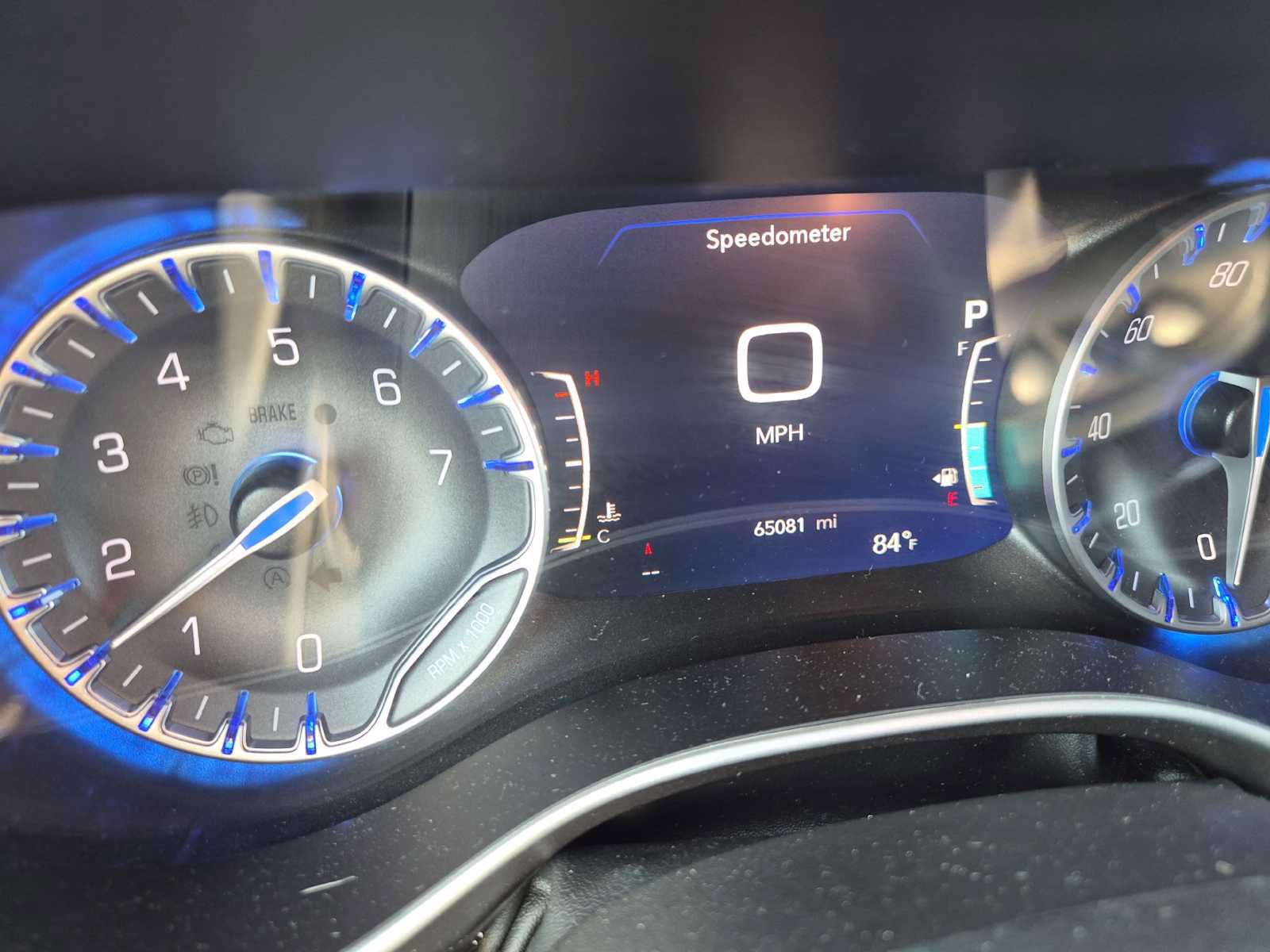 Used 2024 Chrysler Pacifica Touring-L FWD image 9