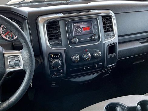 Used 2024 RAM 1500 Warlock AWD/4WD image 10