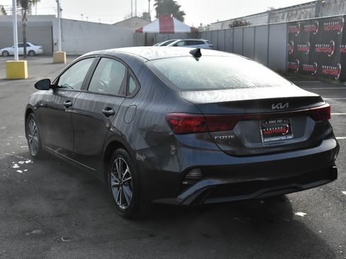 Used 2024 Kia Forte LXS image 6