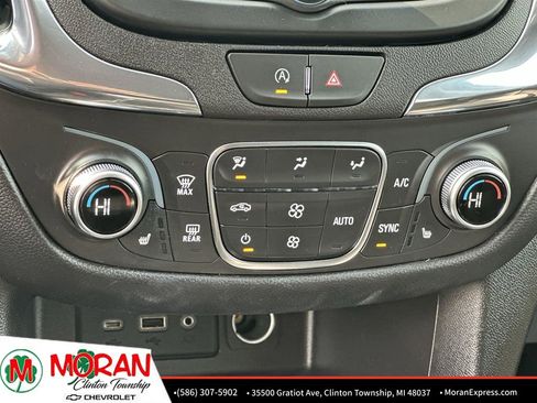 Used 2024 Chevrolet Equinox LT image 34