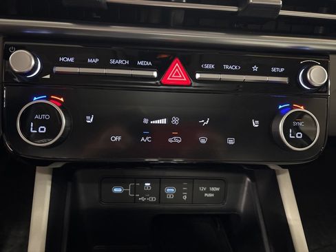 Certified 2025 Hyundai Tucson SEL AWD/4WD image 20