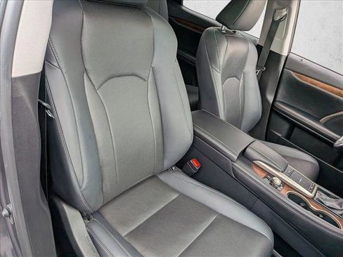 Used 2022 Lexus RX 450hL AWD w/ Premium Package image 18
