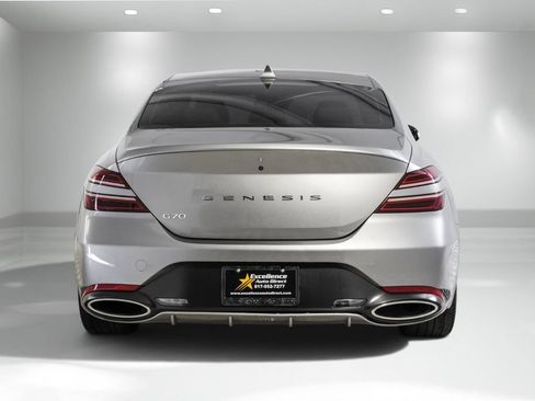 Used 2024 Genesis G70 2.5T RWD image 9