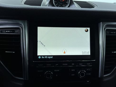 Used 2016 Porsche Macan S AWD/4WD image 23