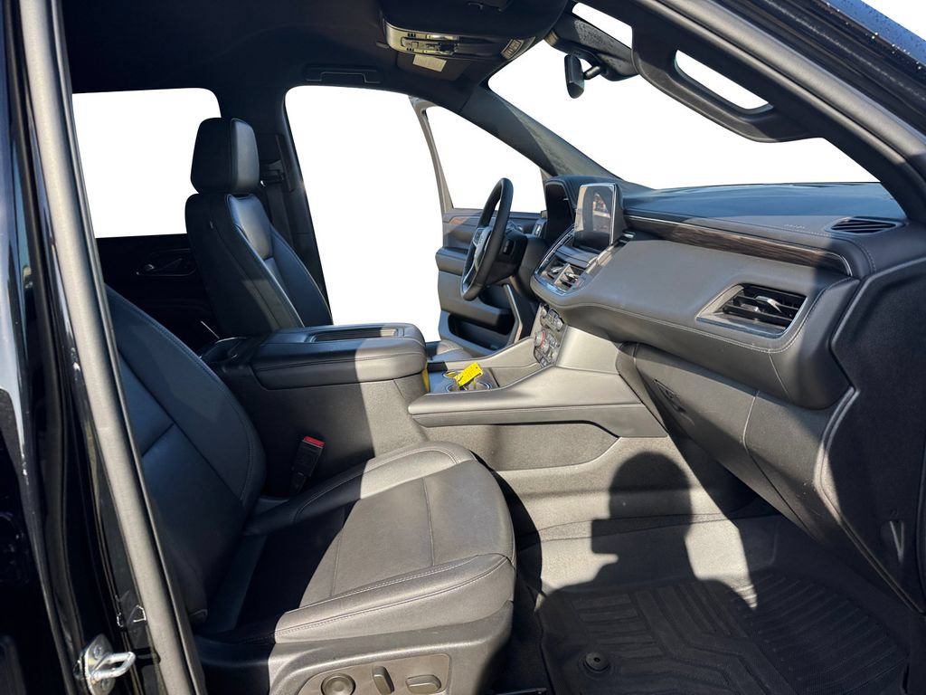 Used 2022 Chevrolet Tahoe Z71 w/ Z71 Off-Road Package AWD/4WD image 20