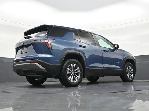 Used 2025 Chevrolet Equinox LT FWD image 31