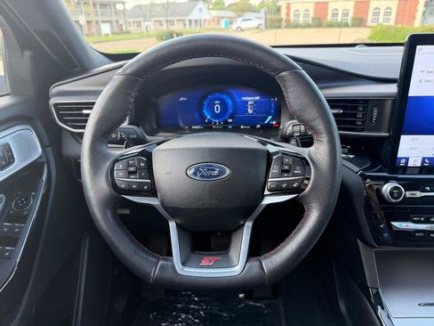 Used 2023 Ford Explorer ST w/ Equipment Group 401A AWD/4WD image 23