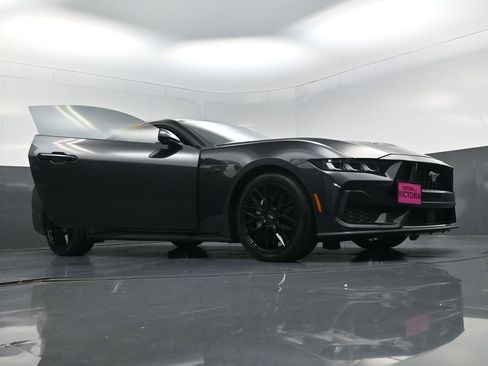 Used 2024 Ford Mustang GT Premium image 25