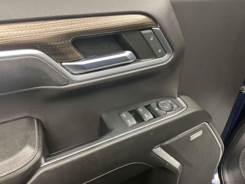 Used 2023 Chevrolet Silverado 1500 RST w/ Convenience Package II AWD/4WD image 10