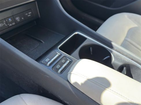 Used 2025 Hyundai Sonata SEL image 14