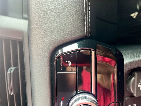 Used 2024 Honda Pilot EX-L image 19