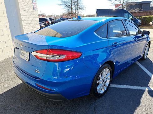 Used 2020 Ford Fusion SE image 6