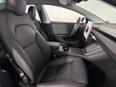 Used 2025 Tesla Model 3 RWD image 32