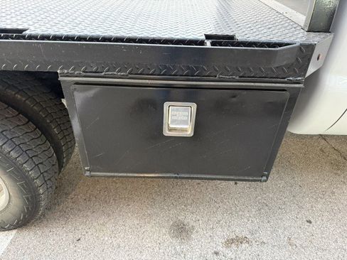 Used 2012 Ford F350 XL w/ PWR Equipment Group image 13