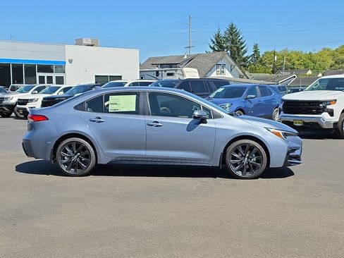 New 2026 Toyota Corolla SE FWD image 7