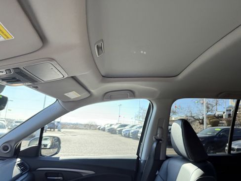 Certified 2025 Honda Ridgeline RTL image 12