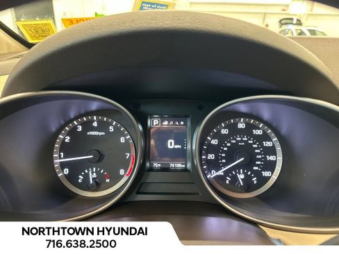 Used 2018 Hyundai Santa Fe Sport w/ 2.4L Value Package 02 AWD/4WD image 8