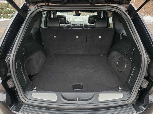 Used 2019 Jeep Grand Cherokee Limited X image 28