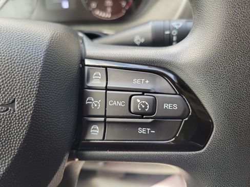 Used 2025 RAM ProMaster 1500 w/ Convenience Group FWD image 12