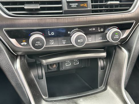 Used 2022 Honda Accord LX image 18