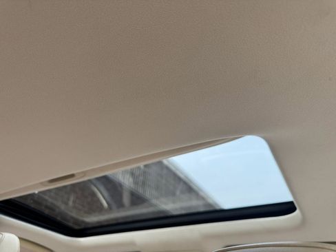 Used 2014 Lexus ES 350 w/ Luxury Package image 22