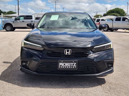 Used 2024 Honda Civic Touring image 2