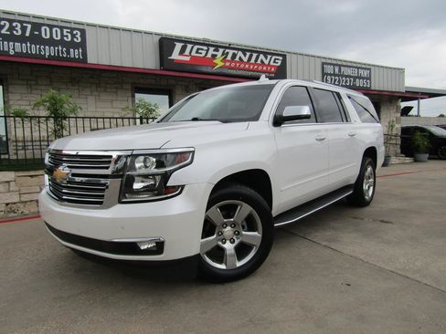 Used 2016 Chevrolet Suburban LTZ RWD image 1