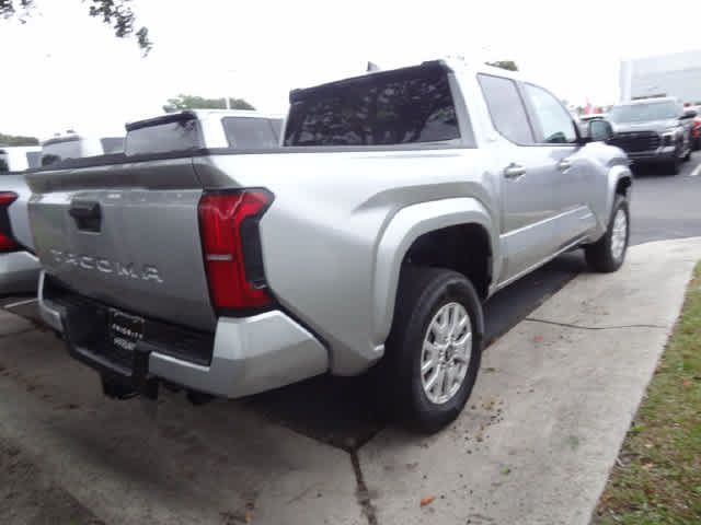 Used 2026 Toyota Tacoma SR5 AWD/4WD image 5