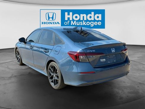 Used 2025 Honda Civic Sport image 7