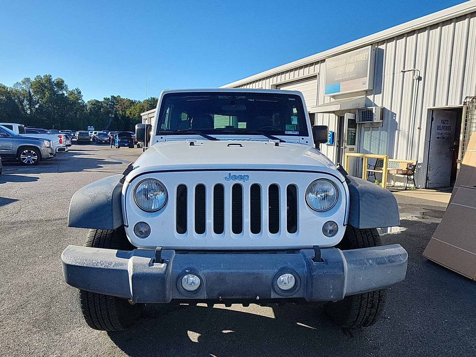Used 2016 Jeep Wrangler Unlimited Sport w/ Connectivity Group AWD/4WD image 8
