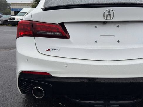 Used 2018 Acura TLX V6 w/ Technology & A-SPEC Pkg FWD image 10