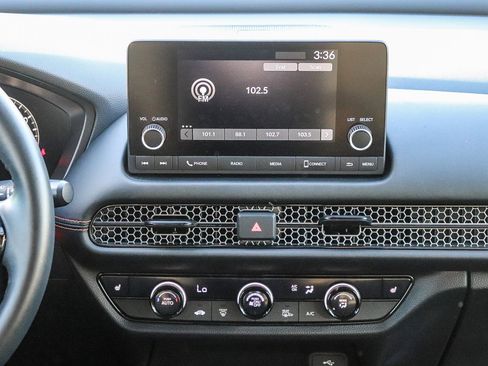 Used 2024 Honda HR-V Sport image 14